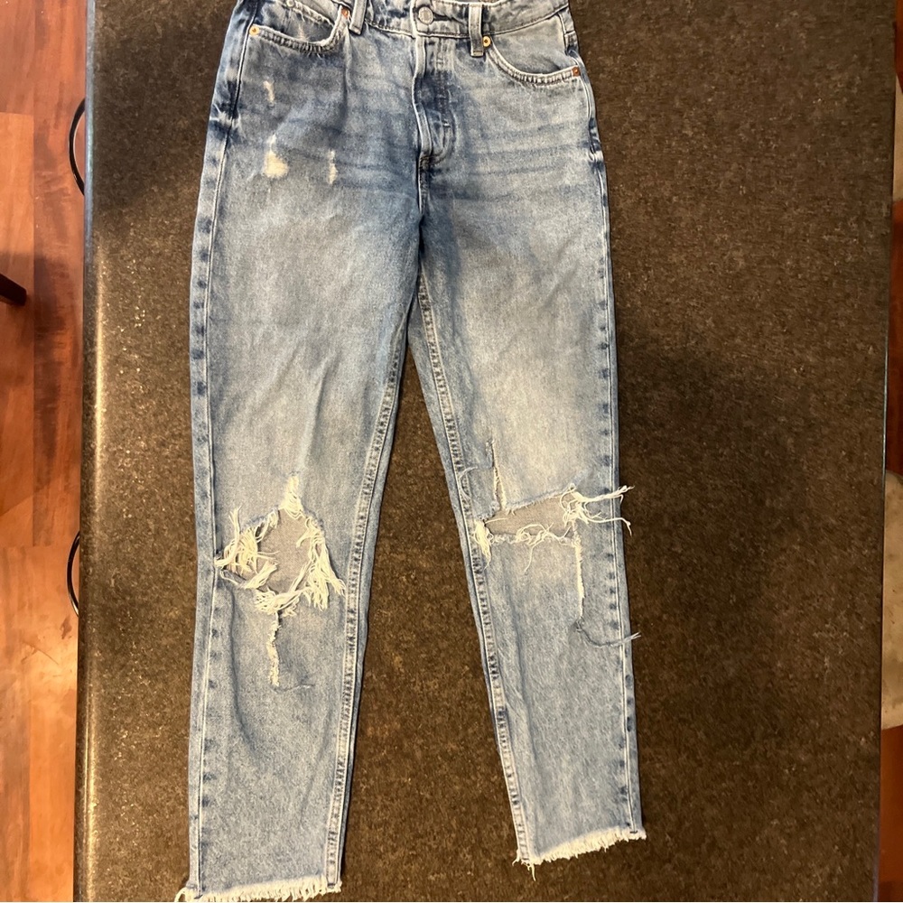 H&M denim jeans size 2 low waist oversized distressed